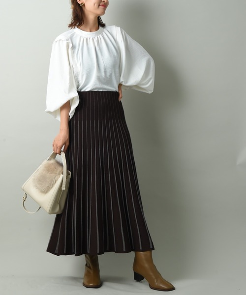 INTERPLANET(インタープラネット)の「ストレッチブーツ(ブーツ・レディース・オフホワイト/ブラック/ブラウン・23.0cm/24.0cm)」の19枚目の写真