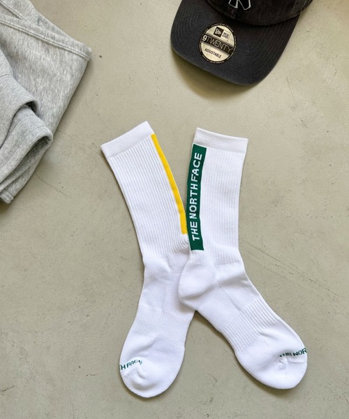 THE NORTH FACE（ザノースフェイス）の「【THE NORTH FACE(ザ・ノースフェイス)】ロゴ ラインソックス BIG LOGO MID SOCKS（ソックス/靴下・メンズ・ホワイト/ブラック・M/L）」の14枚目の写真