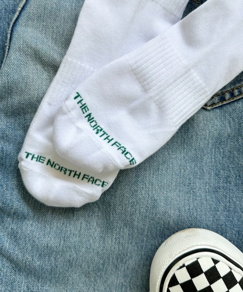THE NORTH FACE（ザノースフェイス）の「【THE NORTH FACE(ザ・ノースフェイス)】ロゴ ラインソックス BIG LOGO MID SOCKS（ソックス/靴下・メンズ・ホワイト/ブラック・M/L）」の12枚目の写真