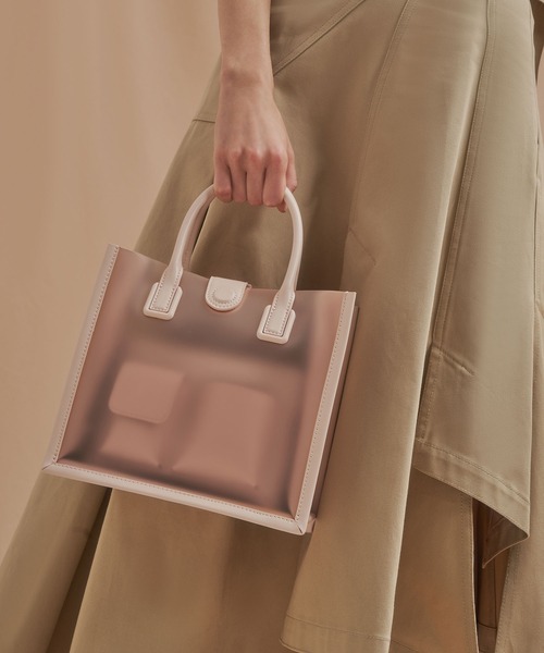 CHARLES & KEITH（チャールズ & キース）の「メッシュダブルハンドル トートバッグ / Mesh Double Handle Tote Bag（トートバッグ・レディース・ライトブルー/ブラック/オレンジ/ライトピンク・M）」の10枚目の写真