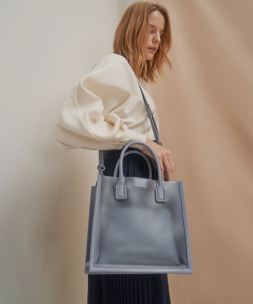 CHARLES & KEITH（チャールズ & キース）の「メッシュダブルハンドル トートバッグ / Mesh Double Handle Tote Bag（トートバッグ・レディース・ライトブルー/ブラック/オレンジ/ライトピンク・M）」の13枚目の写真