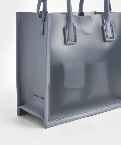 CHARLES & KEITH（チャールズ & キース）の「メッシュダブルハンドル トートバッグ / Mesh Double Handle Tote Bag（トートバッグ・レディース・ライトブルー/ブラック/オレンジ/ライトピンク・M）」の17枚目の写真