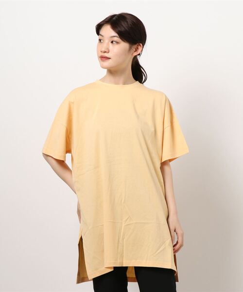 AMERICAN HOLIC（アメリカンホリック）の「サイドスリット半袖カットチュニック（Tシャツ/カットソー・レディース・ブラック/オフホワイト/サックスブルー/オレンジ/ミント・M/L）」の9枚目の写真