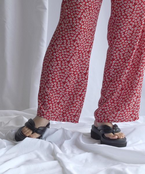 Alley by w closet（アリーバイダブルクローゼット）の「【Alley】フラワー柄ウエストゴムイージーパンツ（その他パンツ・レディース・ブラック/レッド/グリーン・FREE）」の18枚目の写真