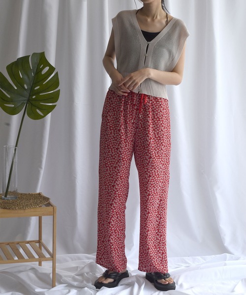 Alley by w closet（アリーバイダブルクローゼット）の「【Alley】フラワー柄ウエストゴムイージーパンツ（その他パンツ・レディース・ブラック/レッド/グリーン・FREE）」の19枚目の写真