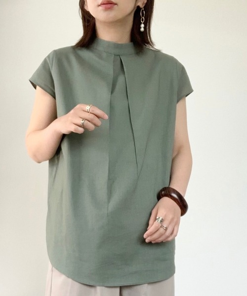 She's Closet（シーズクローゼット）の「[WEARISTA maiko × She's Closetコラボ] スタンドカラーフレンチスリーブリネンコットンチュニックブラウス（シャツ/ブラウス・レディース・ナチュラル/オリーブ/ブラック・SHORT/FREE/TALL）」の3枚目の写真