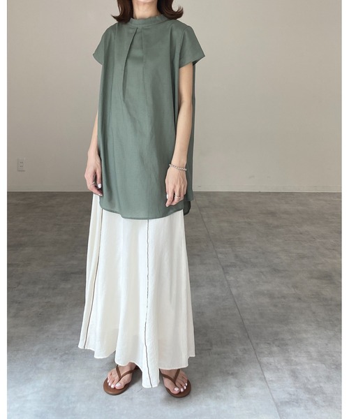 She's Closet（シーズクローゼット）の「[WEARISTA maiko × She's Closetコラボ] スタンドカラーフレンチスリーブリネンコットンチュニックブラウス（シャツ/ブラウス・レディース・ナチュラル/オリーブ/ブラック・SHORT/FREE/TALL）」の12枚目の写真
