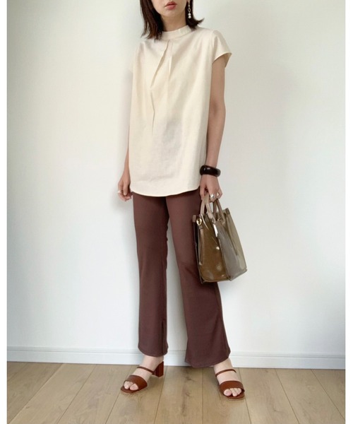 She's Closet（シーズクローゼット）の「[WEARISTA maiko × She's Closetコラボ] スタンドカラーフレンチスリーブリネンコットンチュニックブラウス（シャツ/ブラウス・レディース・ナチュラル/オリーブ/ブラック・SHORT/FREE/TALL）」の7枚目の写真