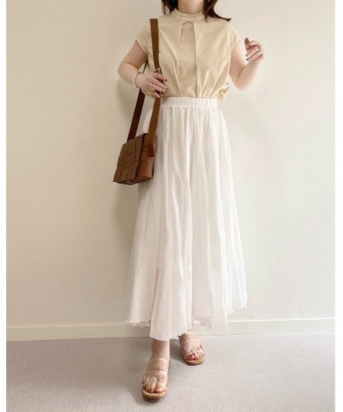 She's Closet（シーズクローゼット）の「[WEARISTA maiko × She's Closetコラボ] スタンドカラーフレンチスリーブリネンコットンチュニックブラウス（シャツ/ブラウス・レディース・ナチュラル/オリーブ/ブラック・SHORT/FREE/TALL）」の22枚目の写真