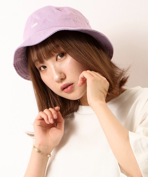 Lee（リー）の「COLOR BUCKET COTTON TWILL カラーバケットハット（ハット・レディース・ベージュ/パープル/グレー/イエロー/グリーン/ブラック・FREE）」の5枚目の写真