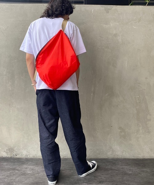JULY NINE（ジュライナイン）の「[JULY NINE/ジュライナイン] 別注 SEQUEL リップストップナイロンショルダーバッグ（エコバッグ/サブバッグ・レディース・ホワイト/ブラック/グレー/レッド・ONE SIZE）」の21枚目の写真