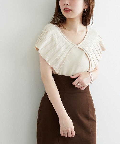 natural couture(ナチュラルクチュール)の「【WEB限定】ビッグカラーニット(ニット/セーター・レディース・オフホワイト/ブラック/モカ/ブラウン/グリーン・FREE)」の2枚目の写真