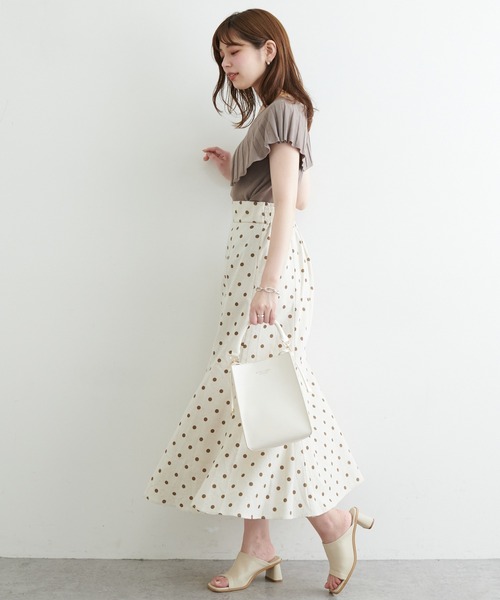 natural couture(ナチュラルクチュール)の「【WEB限定】ビッグカラーニット(ニット/セーター・レディース・オフホワイト/ブラック/モカ/ブラウン/グリーン・FREE)」の21枚目の写真