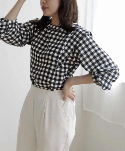 cheriella(シェリエラ)の「【TwentyThree】ギンガムパワショルブラウス(シャツ/ブラウス・レディース・ブラック×ホワイト/グレー×ホワイト・FREE)」の6枚目の写真
