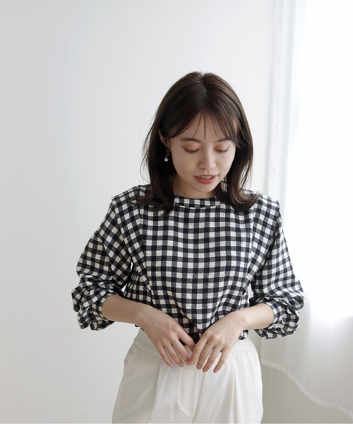 cheriella(シェリエラ)の「【TwentyThree】ギンガムパワショルブラウス(シャツ/ブラウス・レディース・ブラック×ホワイト/グレー×ホワイト・FREE)」の7枚目の写真