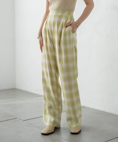 mystic（ミスティック）の「オンブレーチェックパンツ（スウェットパンツ・レディース・ベージュ/ライム/ブルー・1/2）」の3枚目の写真