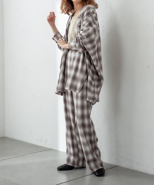 mystic（ミスティック）の「オンブレーチェックパンツ（スウェットパンツ・レディース・ベージュ/ライム/ブルー・1/2）」の11枚目の写真