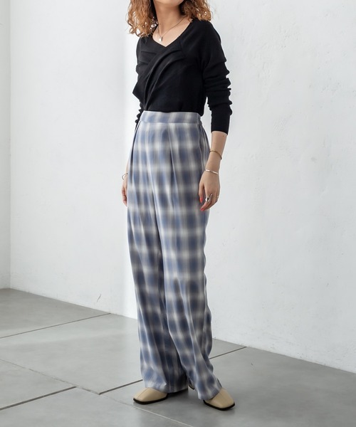 mystic（ミスティック）の「オンブレーチェックパンツ（スウェットパンツ・レディース・ベージュ/ライム/ブルー・1/2）」の4枚目の写真