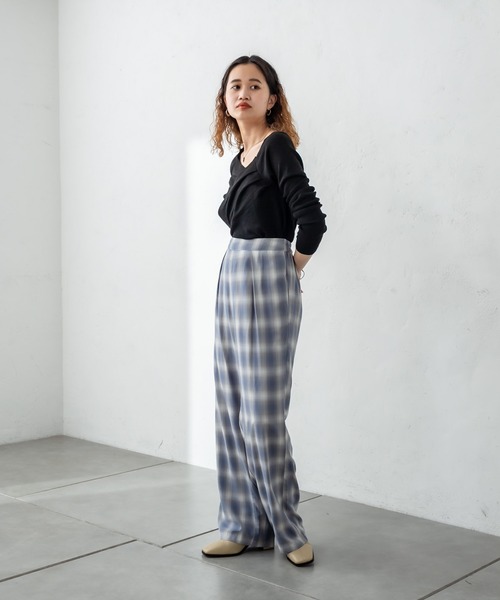 mystic（ミスティック）の「オンブレーチェックパンツ（スウェットパンツ・レディース・ベージュ/ライム/ブルー・1/2）」の5枚目の写真