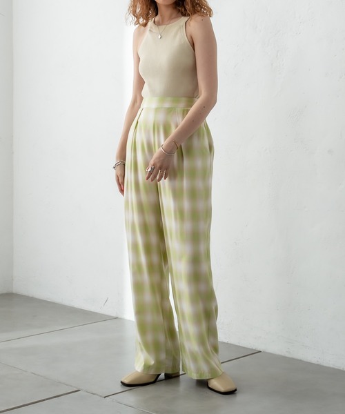 mystic（ミスティック）の「オンブレーチェックパンツ（スウェットパンツ・レディース・ベージュ/ライム/ブルー・1/2）」の15枚目の写真