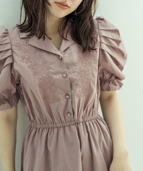 OLIVE des OLIVE（オリーブデオリーブ）の「パワショル開襟刺繍ワンピース（ワンピース・レディース・ブラウン/ライトブラウン/ミント・FREE）」の3枚目の写真