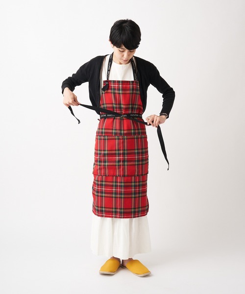 CUISINE HABITS（クイジーヌハビッツ）の「【CUiSiNE HABiTS】タータンチェック エプロン（エプロン・レディース・ネイビー/グレー/レッド・フリー）」の5枚目の写真