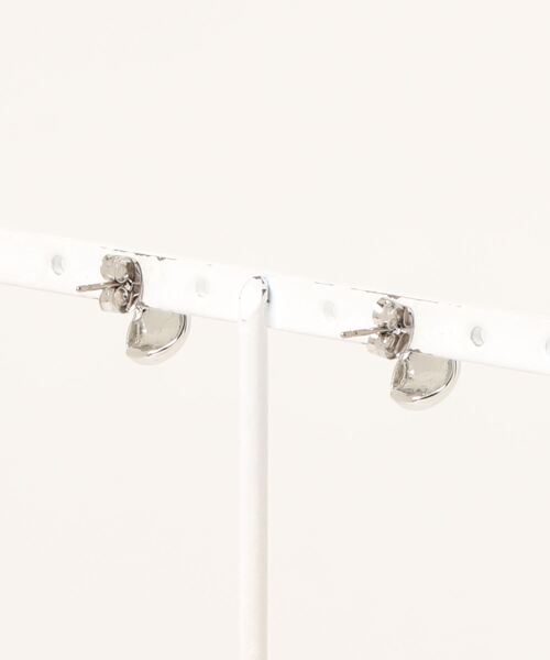 Kastane（カスタネ）の「【fiw.】ビーンピアス（ピアス（両耳用）・レディース・ゴールド/シルバー・FREE）」の4枚目の写真