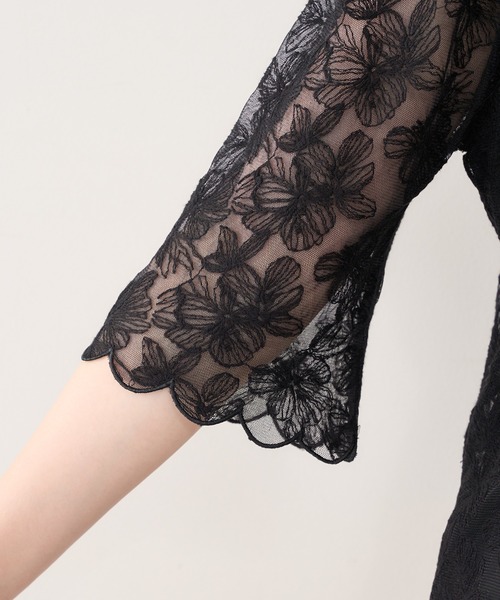 natural couture(ナチュラルクチュール)の「袖口スカラップフラワーレースブラウス(シャツ/ブラウス・レディース・アイボリー/ブラック/ブラウン/ピンク・FREE)」の7枚目の写真