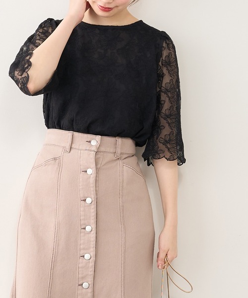 natural couture(ナチュラルクチュール)の「袖口スカラップフラワーレースブラウス(シャツ/ブラウス・レディース・アイボリー/ブラック/ブラウン/ピンク・FREE)」の8枚目の写真