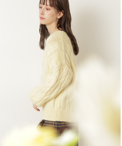 JILL STUART(ジルスチュアート)の「◆リジーケーブルニット(ニット/セーター・レディース・ホワイト/イエロー・FREE)」の2枚目の写真
