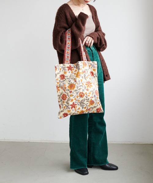 DISCOAT（ディスコート）の「フラワー切替ブロックプリントトート