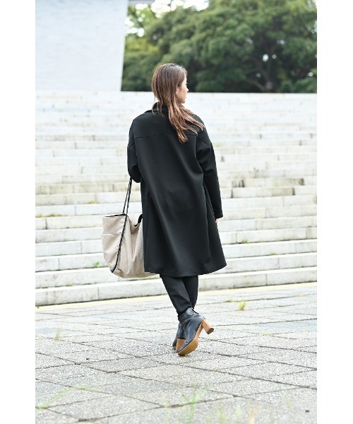 NAVY(ネイビー)の「ポンチ素材 ハンサムスウェット トッパーカーデ(カーディガン/ボレロ・レディース・ブラック/ベージュ/パープル/ブラウン・フリー)」の5枚目の写真