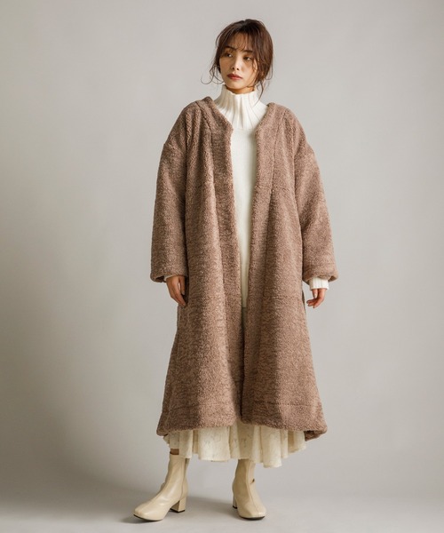 Emma Taylor（エマテイラー）の「テディベアロングボアコート（ノーカラーコート・レディース・チャコールグレー/モカ/キャメル・FREE）」の9枚目の写真