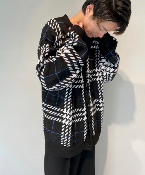 WESTBOY(ウエストボーイ)の「Check Drop Shoulder Oversized Cardigan WO21W3TP07 【WB ORIGINALS】(カーディガン/ボレロ・メンズ・イエロー/ブルー/ベージュ/ブラック/ブラック系その他・XL/L/M)」の16枚目の写真