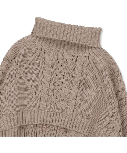 SPINNS（スピンズ）の「ショート丈 タートルネックニット（ニット/セーター・レディース・ブラック/アイボリー/グレイッシュベージュ・ONESIZE）」の14枚目の写真