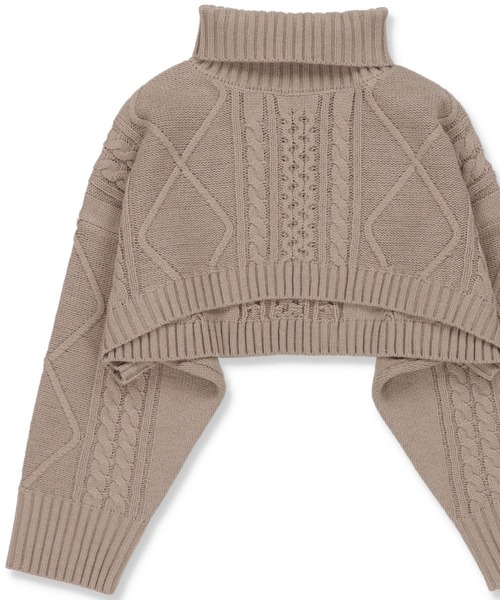 SPINNS（スピンズ）の「ショート丈 タートルネックニット（ニット/セーター・レディース・ブラック/アイボリー/グレイッシュベージュ・ONESIZE）」の21枚目の写真