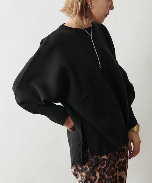 Omekashi（オメカシ）の「スウェットライククルーニット（ニット/セーター・レディース・チャコールグレー/ブラック/オフホワイト/ネイビー・FREE）」の3枚目の写真