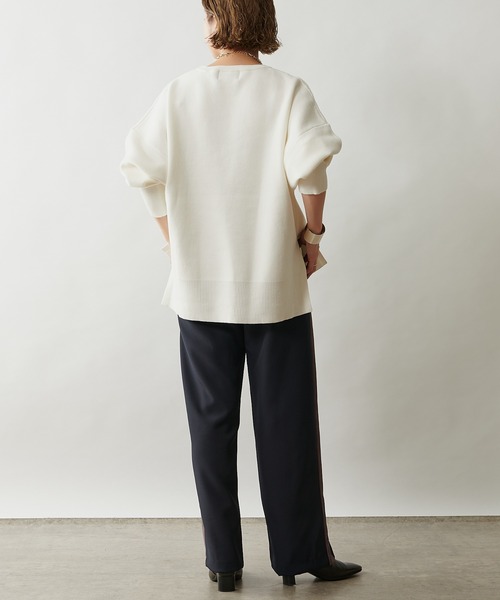 Omekashi（オメカシ）の「スウェットライククルーニット（ニット/セーター・レディース・チャコールグレー/ブラック/オフホワイト/ネイビー・FREE）」の15枚目の写真