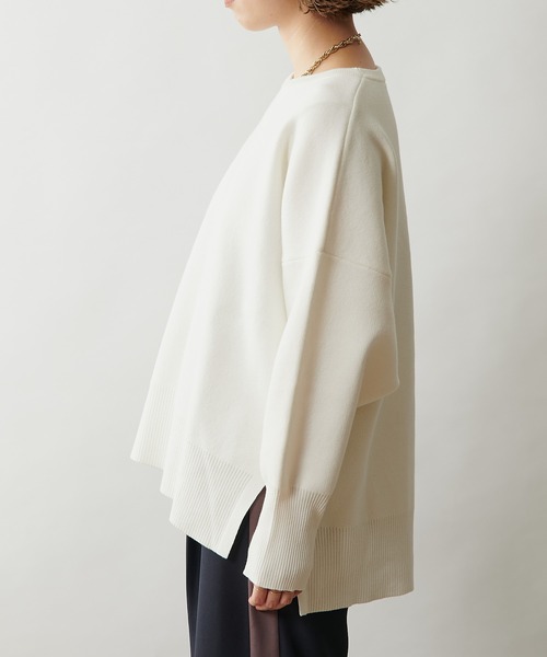 Omekashi（オメカシ）の「スウェットライククルーニット（ニット/セーター・レディース・チャコールグレー/ブラック/オフホワイト/ネイビー・FREE）」の12枚目の写真