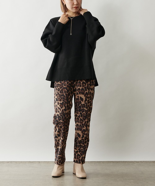 Omekashi（オメカシ）の「スウェットライククルーニット（ニット/セーター・レディース・チャコールグレー/ブラック/オフホワイト/ネイビー・FREE）」の11枚目の写真