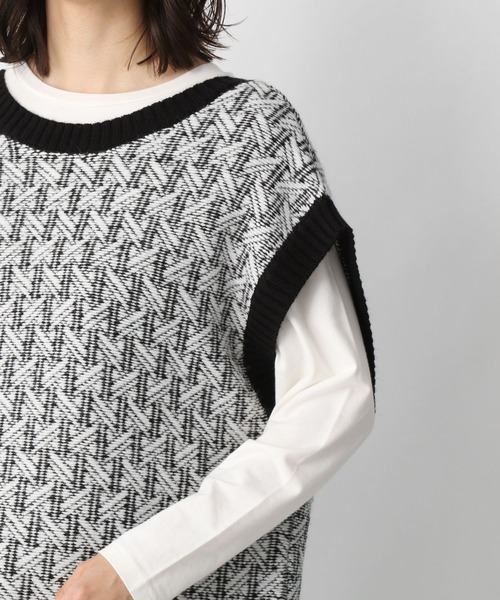 LEPSIM（レプシィム）の「マタニティ／5ゲージ幾何学柄ニットベスト　239274（マタニティウェア/グッズ・レディース・ブラック/ベージュ・FREE）」の11枚目の写真