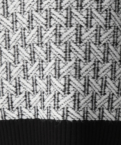 LEPSIM（レプシィム）の「マタニティ／5ゲージ幾何学柄ニットベスト　239274（マタニティウェア/グッズ・レディース・ブラック/ベージュ・FREE）」の17枚目の写真