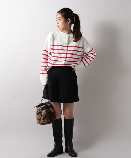 fredy emue（フレディエミュ）の「ワンタックショートパンツ（その他パンツ・レディース・ブラック/ベージュ系その他・36/38）」の3枚目の写真