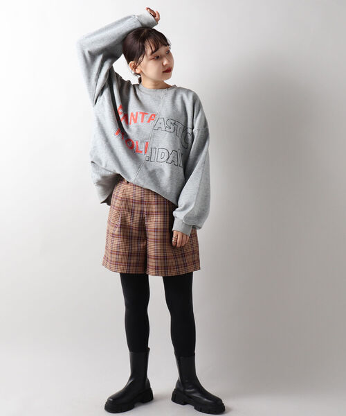 fredy emue（フレディエミュ）の「ワンタックショートパンツ（その他パンツ・レディース・ブラック/ベージュ系その他・36/38）」の16枚目の写真