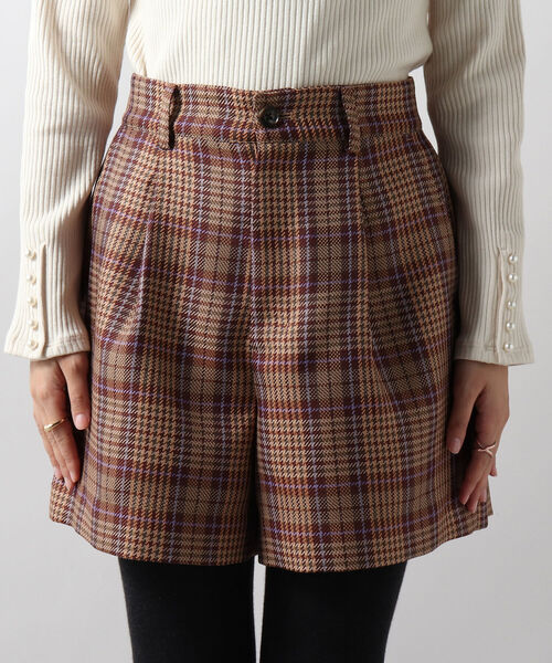 fredy emue（フレディエミュ）の「ワンタックショートパンツ（その他パンツ・レディース・ブラック/ベージュ系その他・36/38）」の19枚目の写真