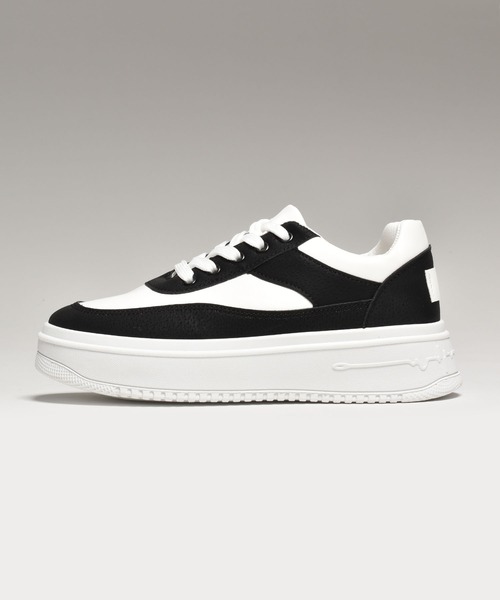 SVEC（シュベック）の「チャンキー ボリュームソール レトロ 厚底 ローテクスニーカー（スニーカー・レディース・ブラック/グリーン/ブラック×ブラック/ホワイト・39/40/38/37/36）」の20枚目の写真