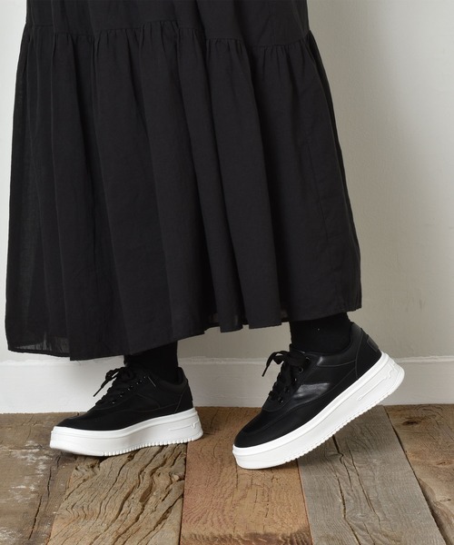 SVEC（シュベック）の「チャンキー ボリュームソール レトロ 厚底 ローテクスニーカー（スニーカー・レディース・ブラック/グリーン/ブラック×ブラック/ホワイト・39/40/38/37/36）」の14枚目の写真