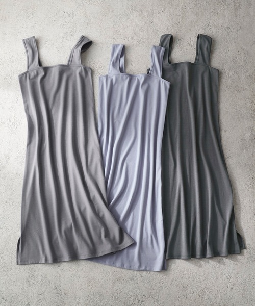 YU'NOW（ユナウ）の「【抗菌防臭】【吸水速乾】ブラ紐隠しのインナーワンピース（インナーウェア/肌着・レディース・グレイッシュベージュ/オフホワイト/ブラック/ブルー/グレー/チャコールグレー・XXX-LARGE/XXXX-LARGE/XX-LARGE/X-LARGE/MEDIUM/LARGE）」の19枚目の写真