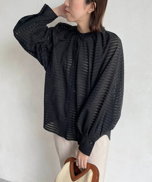 CAPRICIEUX LE'MAGE（カプリシューレマージュ）の「ボーダーレースシャツ（シャツ/ブラウス・レディース・ホワイト/ブラック・FREE）」の4枚目の写真