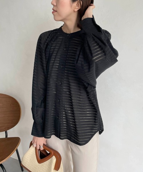 CAPRICIEUX LE'MAGE（カプリシューレマージュ）の「ボーダーレースシャツ（シャツ/ブラウス・レディース・ホワイト/ブラック・FREE）」の6枚目の写真